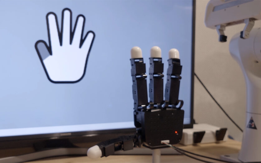 robotic-hand-control